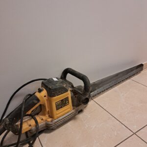 Pjūklas Dewalt DWE399-QS