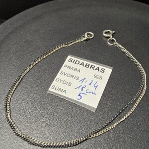 Sidabrinė apyrankė