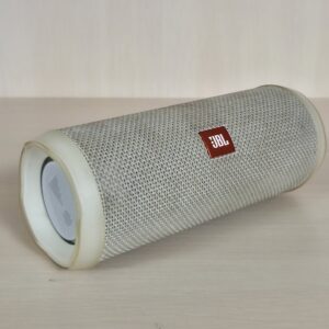 JBL Flip 4