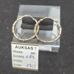 Auksiniai auskarai