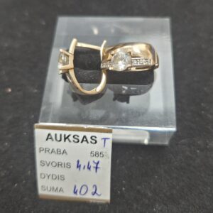 Auksiniai auskarai